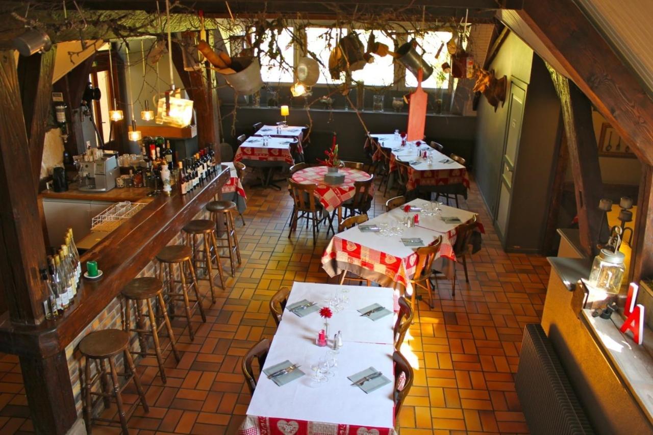 Hôtel Restaurant Domaine De Basil Orbey Exterior foto